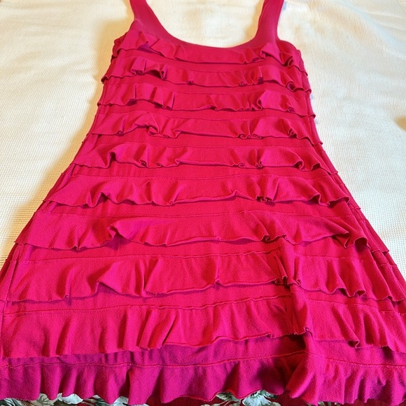 EXPRESS RUFFLE SLEEVELESS HOT PINK DRESS SIZE XS - Picture 8 of 8